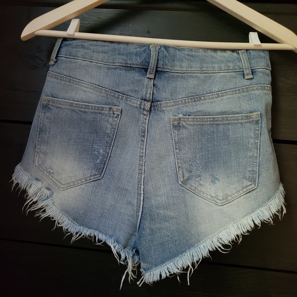 NWOT H&M Divided Distressed High Waisted Shorts - Picture 4 of 8